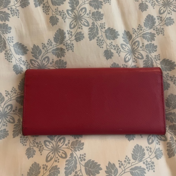 Prada Saffiano Megal Oro Wallet - Picture 2 of 9